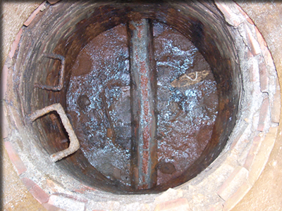 manhole inspection